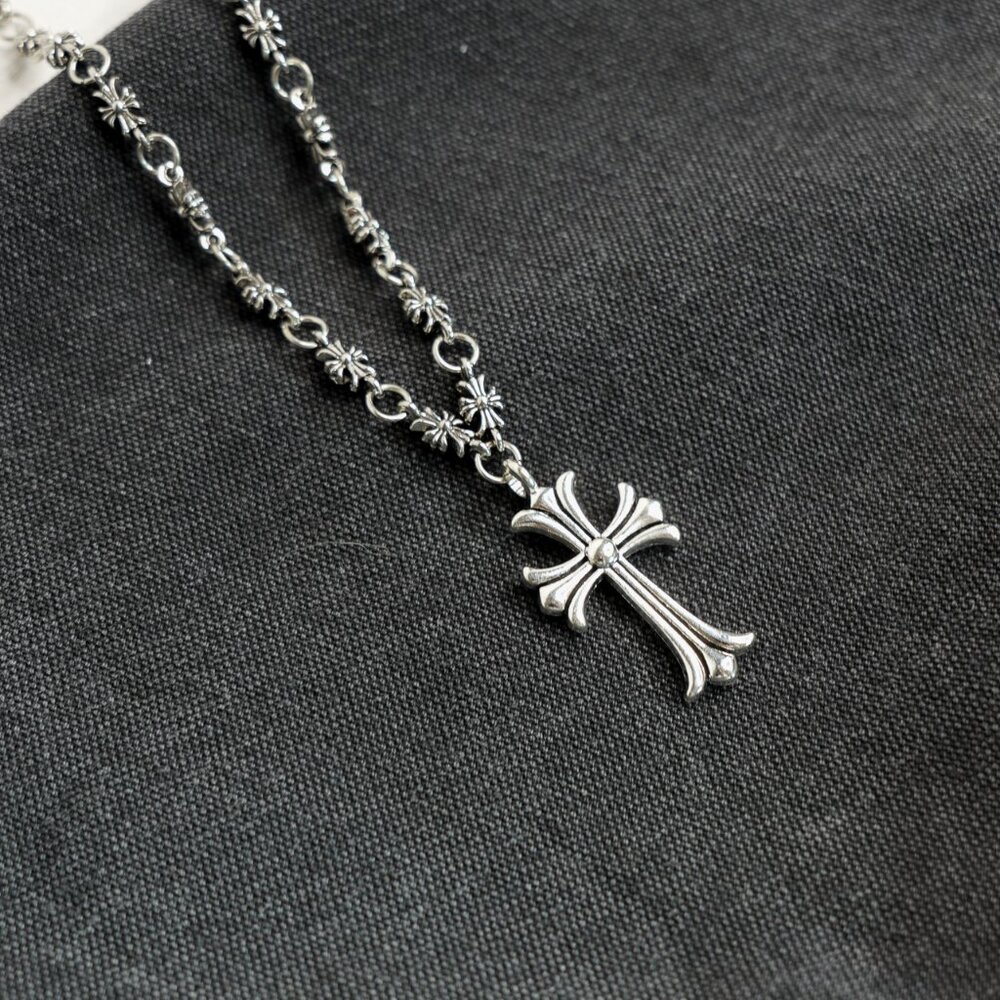 Silver Gothic Cross Chain Necklace